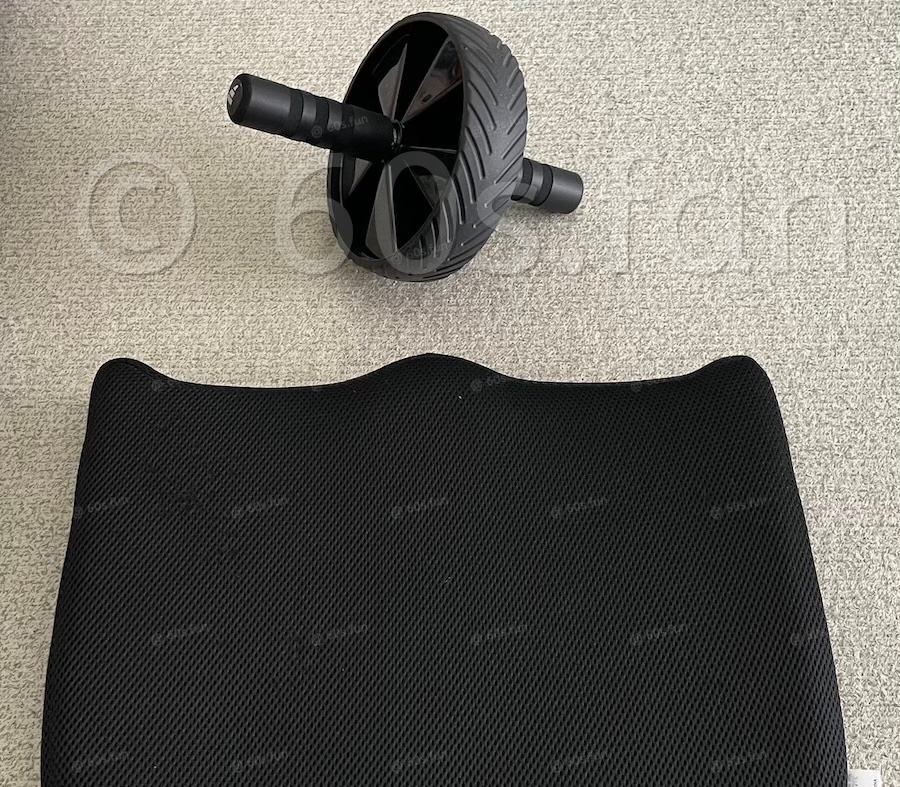 腹筋ローラー２